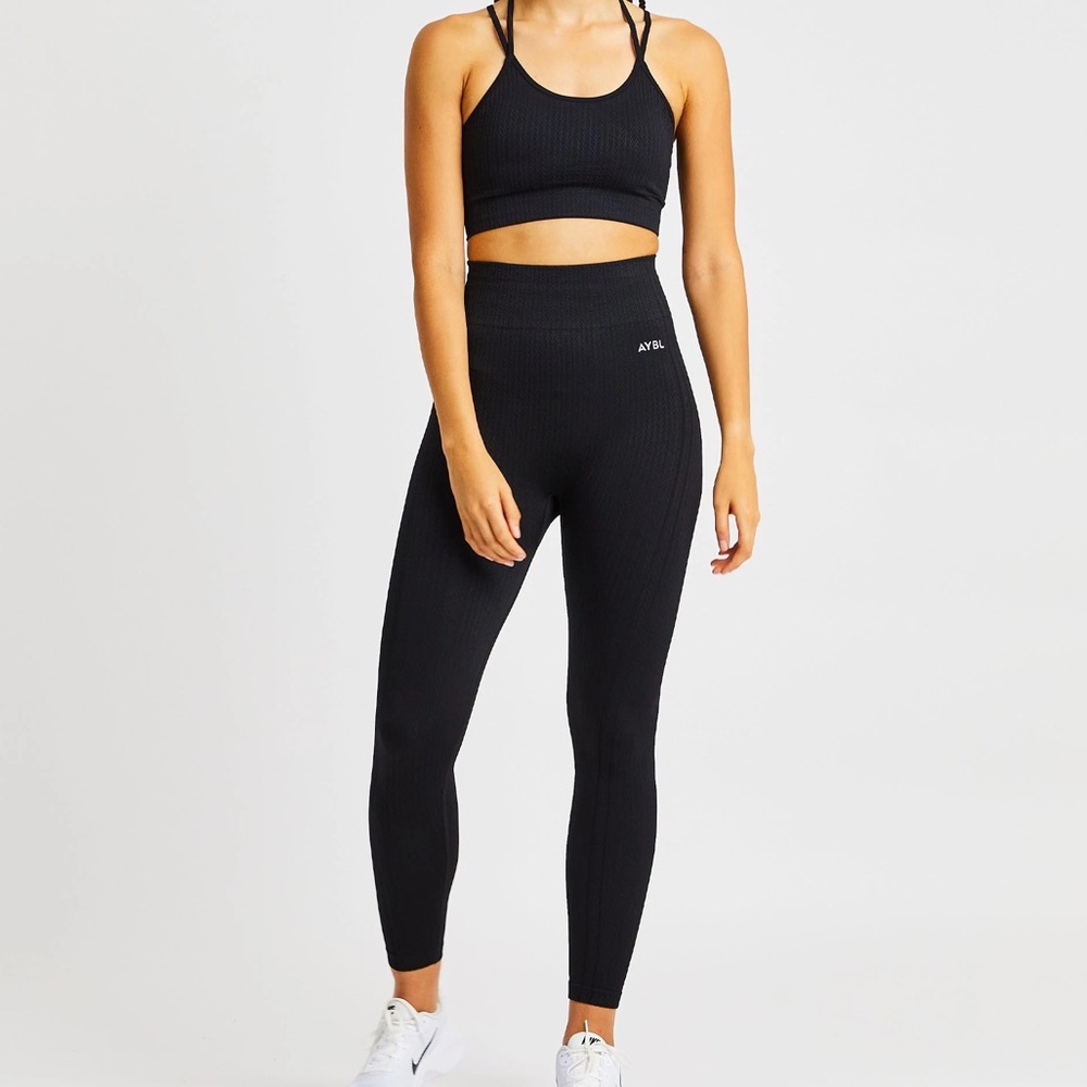 AYBL Seamless Leggings (Black, size XS)
